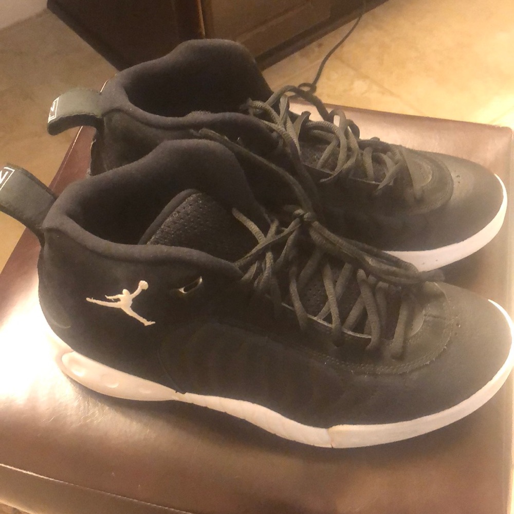 Jump man Pro Cyber Monday Jordan size 10.5